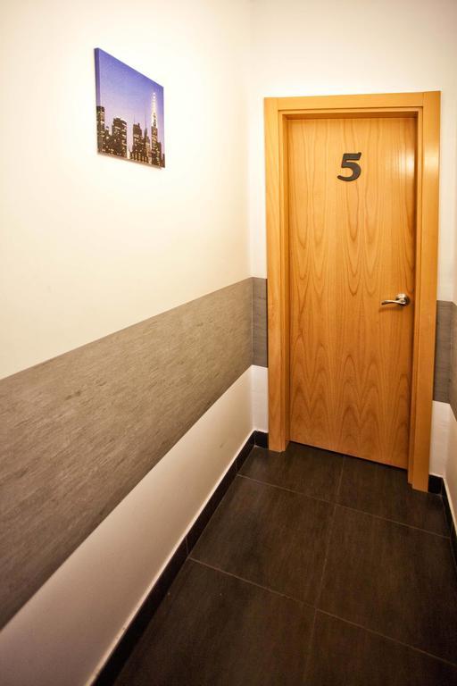 Residencial Principe Guest House Баррейру Экстерьер фото