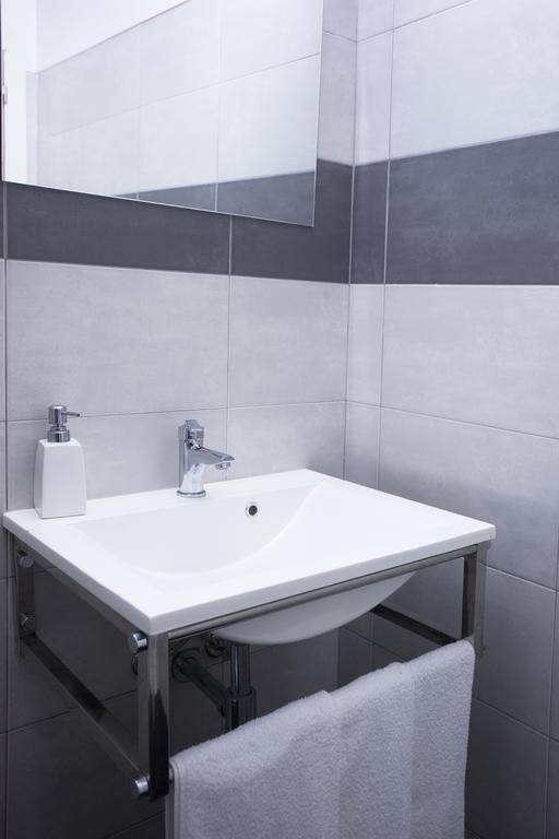 Residencial Principe Guest House Баррейру Экстерьер фото